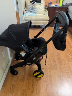 doona+Stroller Car seat and diaper bag