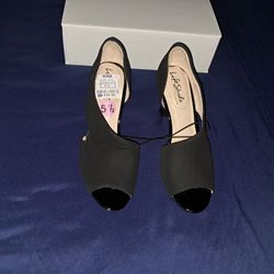 WOMEN'S SHOES 