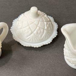 Vintage WESTMORELAND Milk Glass Child’s Table Set 