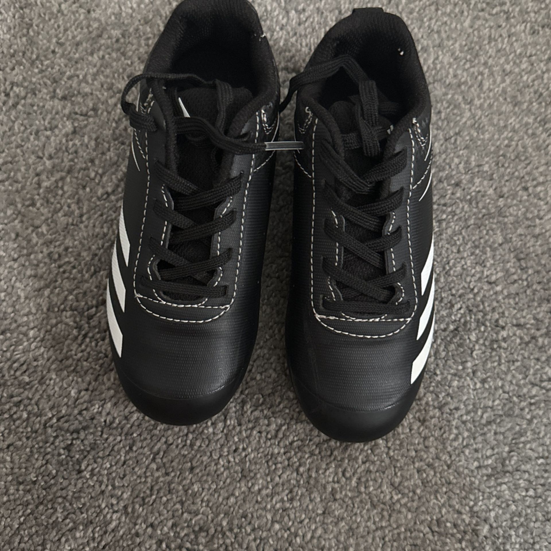 Kids soccer shoes Size 11c