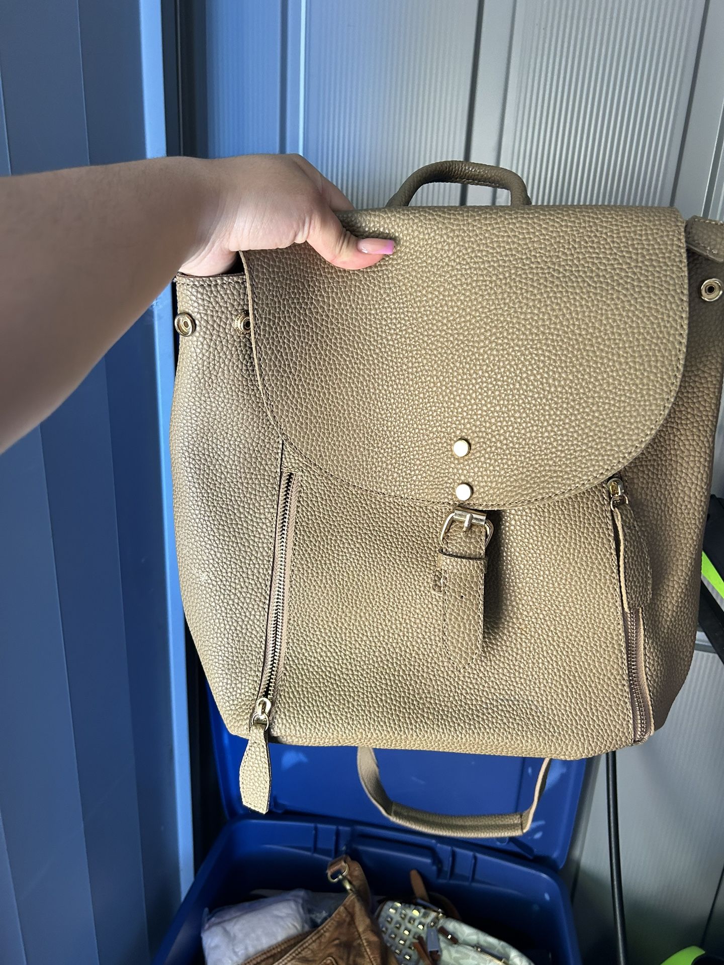Women /Juniors Backpacks & Bags