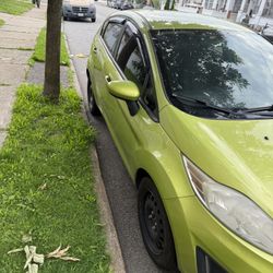 2011 Ford Fiesta