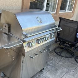 Lion Barbecue Grill