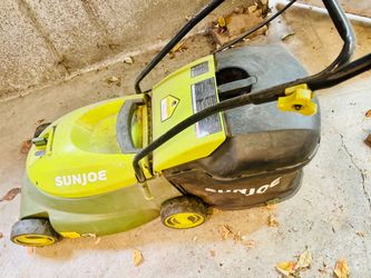 Sun Joe 14-inch cordless electric lawn mower