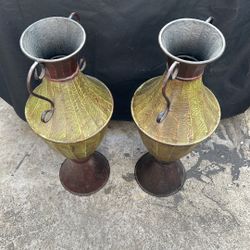 set of two Uniquewise Antique