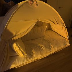 Free Bed ! Twin Sized Tent Includes Mattress And A Mirror With Pillows And Mattress Topper