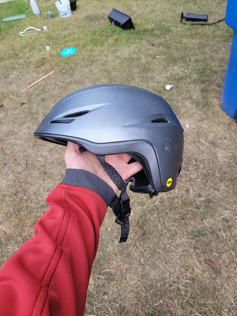 Giro Snowboard Ski Helmet