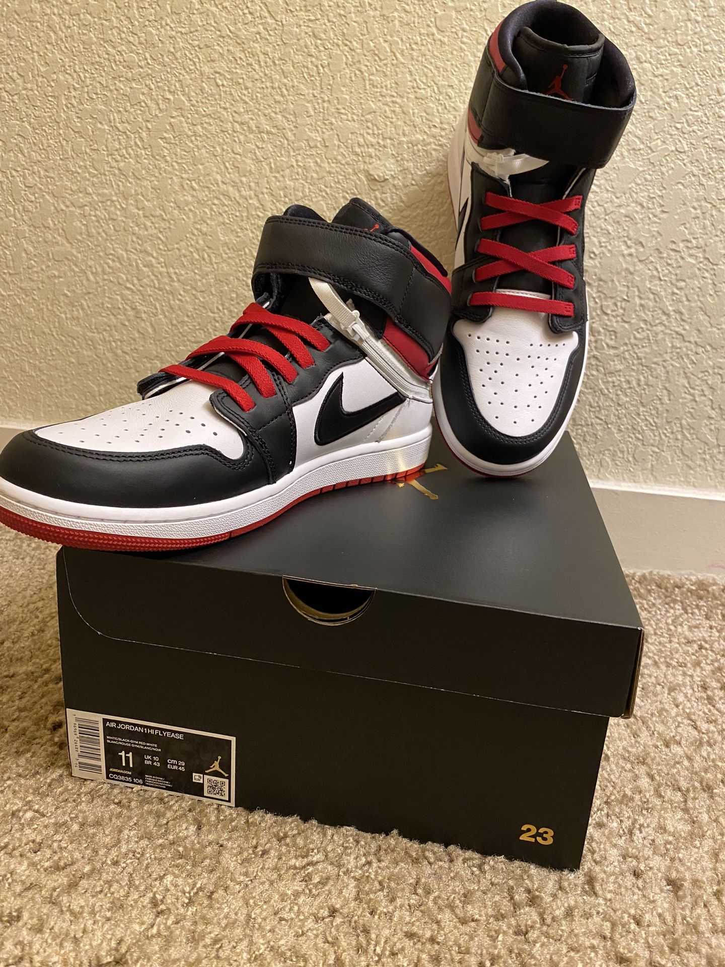 Air Jordan 1 Hi Flyease