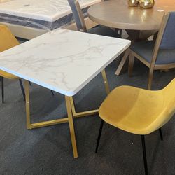 31.5”three-piece dining table and chair set，$180/3pc