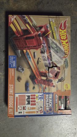 Lego Hot Wheels Stunt Bridge Kit *NEED GONE*