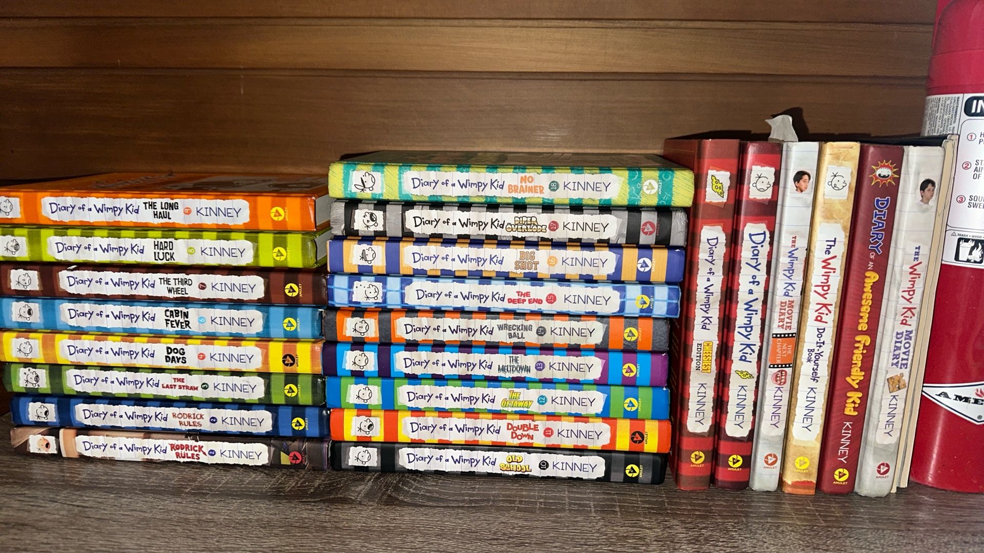 Diary Of A Wimpy Kid Full Set + Extras