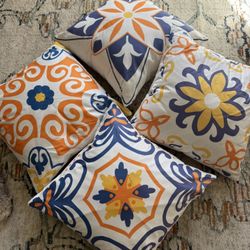 Set Of 4 Outdoor Pillows