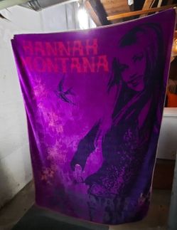 Hannah Montana Throw Blanket 