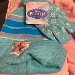 Frozen Hat And Gloves Brand New Perfect For Winter