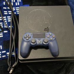 Playstation 4 Slim