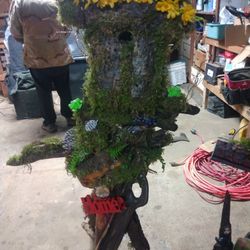 Bird Houses And Lawn Ornaments