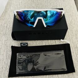 Oakley Prism Sunglasses W/ Blue Tint On Lens 