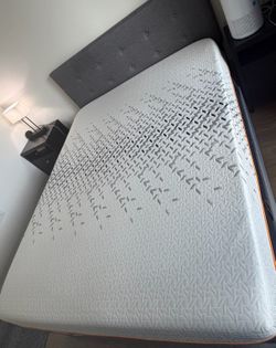 Nectar Ultra Hybrid King Mattress - Like New Condition