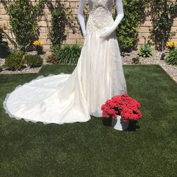 Anjolique Bridal Collection Wedding Dress Size 8