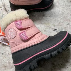New Joe fresh toddler Winter Boots! Size 6! Warm And Waterproof! 