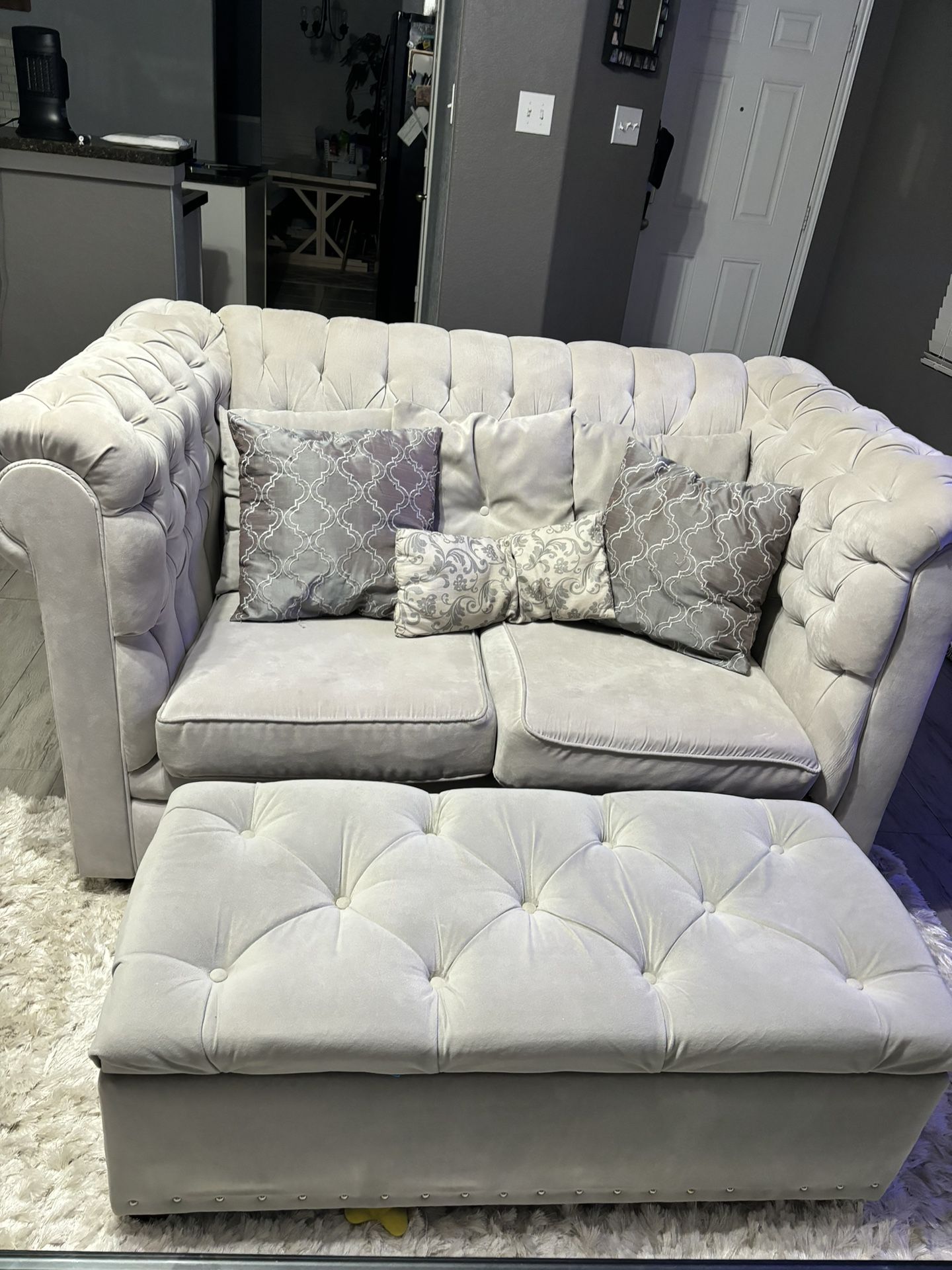 Gray Tufted Sofa Set 