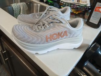 Running Shoes