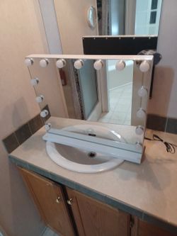 Touch Screen Adjustable Light Up Vanity