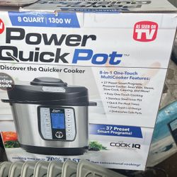 8-in-1 Multi Cooker Brand New 