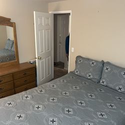 Queen Bedroom Set