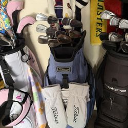 Full Titleist Iron Set And Bag. All Clubs Match. Bag Included. 
