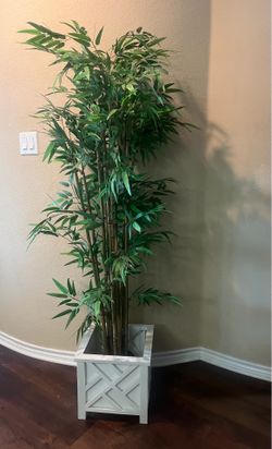 Artificial Bamboo Plant w/planter box