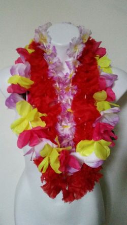 HAWAIIAN LEIS, BRACELETS, ETC