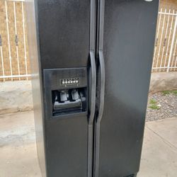 Whirlpool 25cu.ft. Side By Side Black Household Refrigerator 
