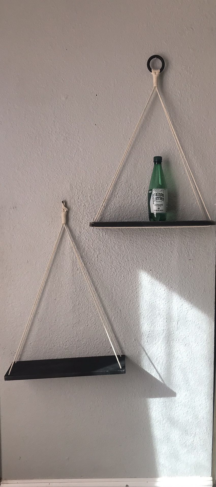 Hanging shelves