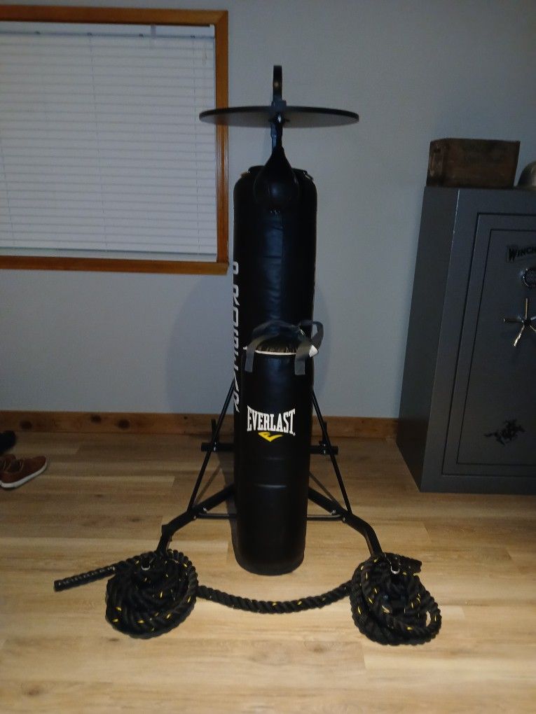 Punching BAG,HEAVY BAG, KICKBOXING,  MMA, BOXING