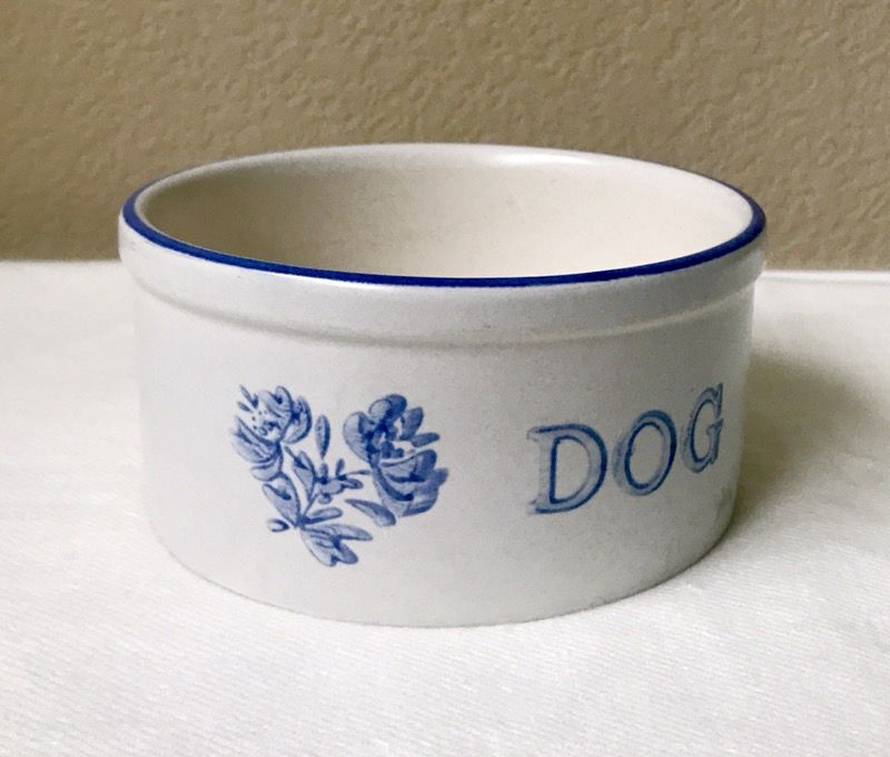 Pfaltzgraff Yorktowne Stoneware Dog Bowl w/ Lid