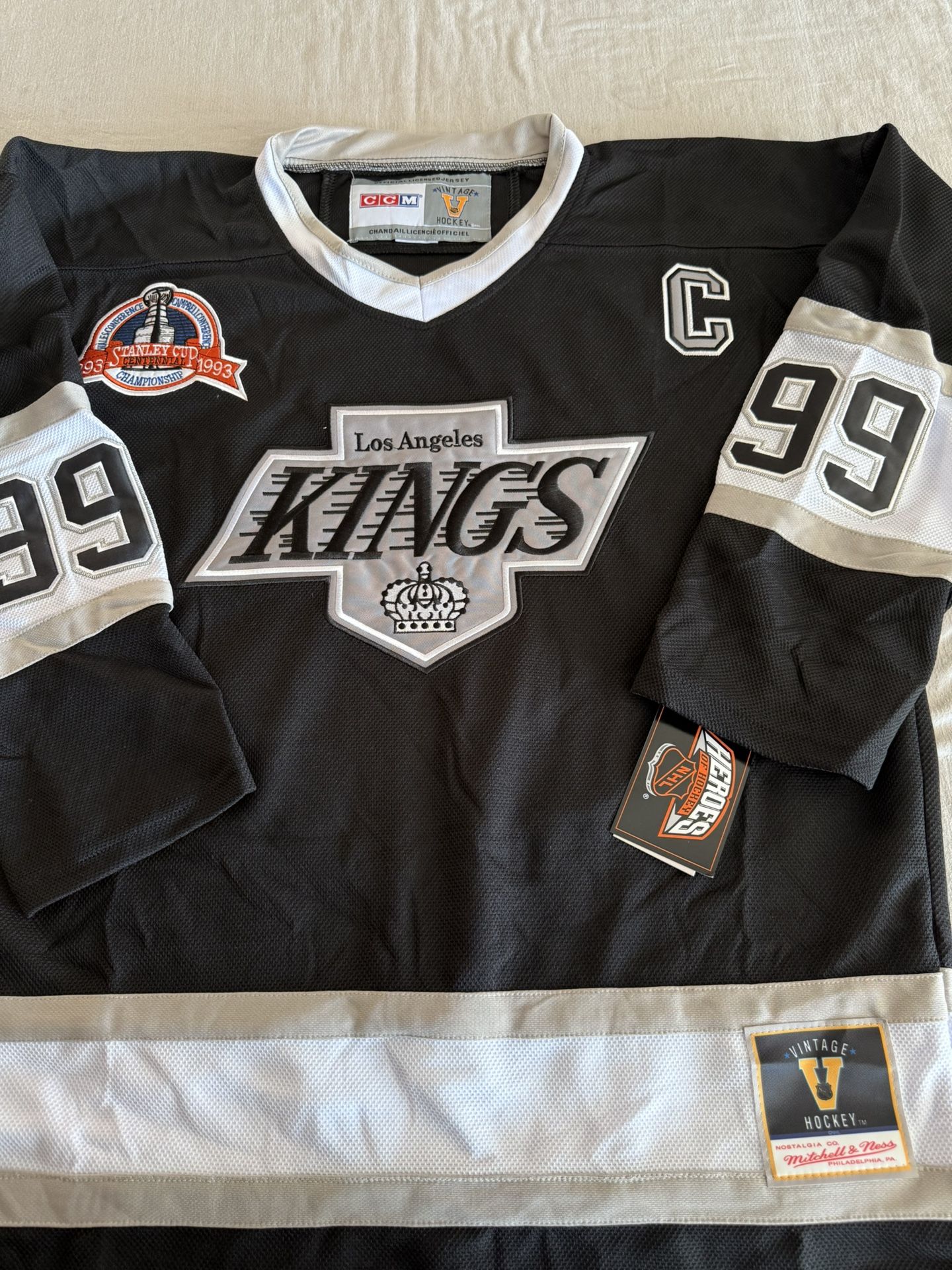 KINGS GRETZKY HOCKEY JERSEYS