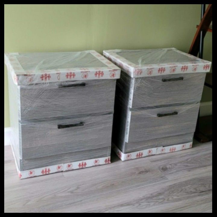 NEW TWO NIGHT STANDS 😊 ASSEMBLED