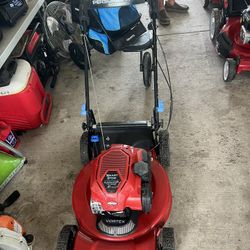 Self Propelled Lawnmower 