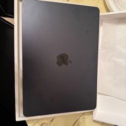 MacBook M4 Chip 