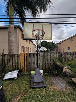Used basket ball hoop