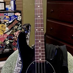 Music man Stingray Piezo Bass