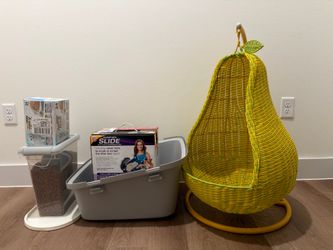 Cat Food/Litter Box/Cat Swing