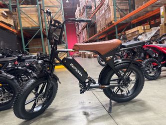 Long-seat electric bicycle