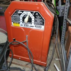 Fairly New Lincoln Welder