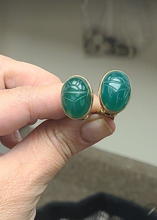 Vintage 1950s Green Chrysoprase Scarab 12K Yellow Gold Filled Screw Back Scarab Earrings
