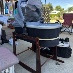 Uppa mesa Bassinet