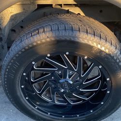 Hard Rock H704 Off Road Rims And Tires(275/55/20)