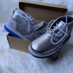 Uggs New Boots In Box $75 (Hershey Kisses) (Kid's)