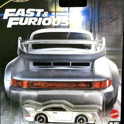 Hot Wheels Fast & Furious Porsche 911 Carrera RS 3.8